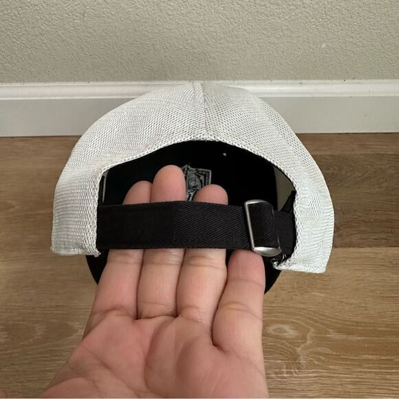 47 Brand Metallic Vegas Golden Knights Adjustable Women’s Hat - Picture 9 of 11